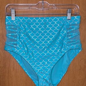 Disney The Little Mermaid Ariel Scale Swim Bottom from Torrid size 1 (14/16)